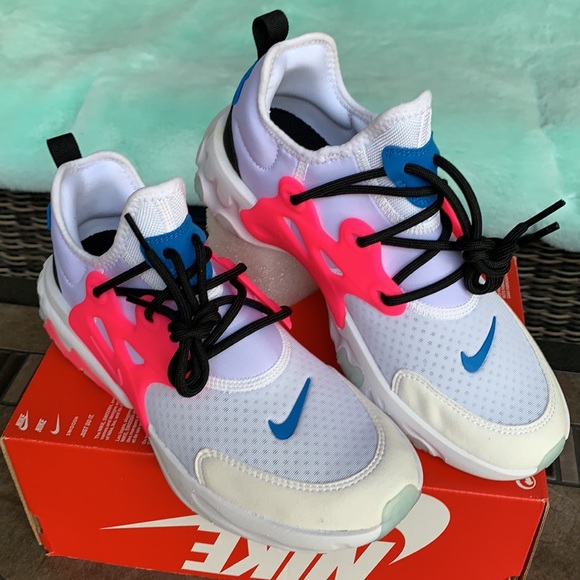 •NIKE REACT PRESTO WMNS - Picture 7 of 16